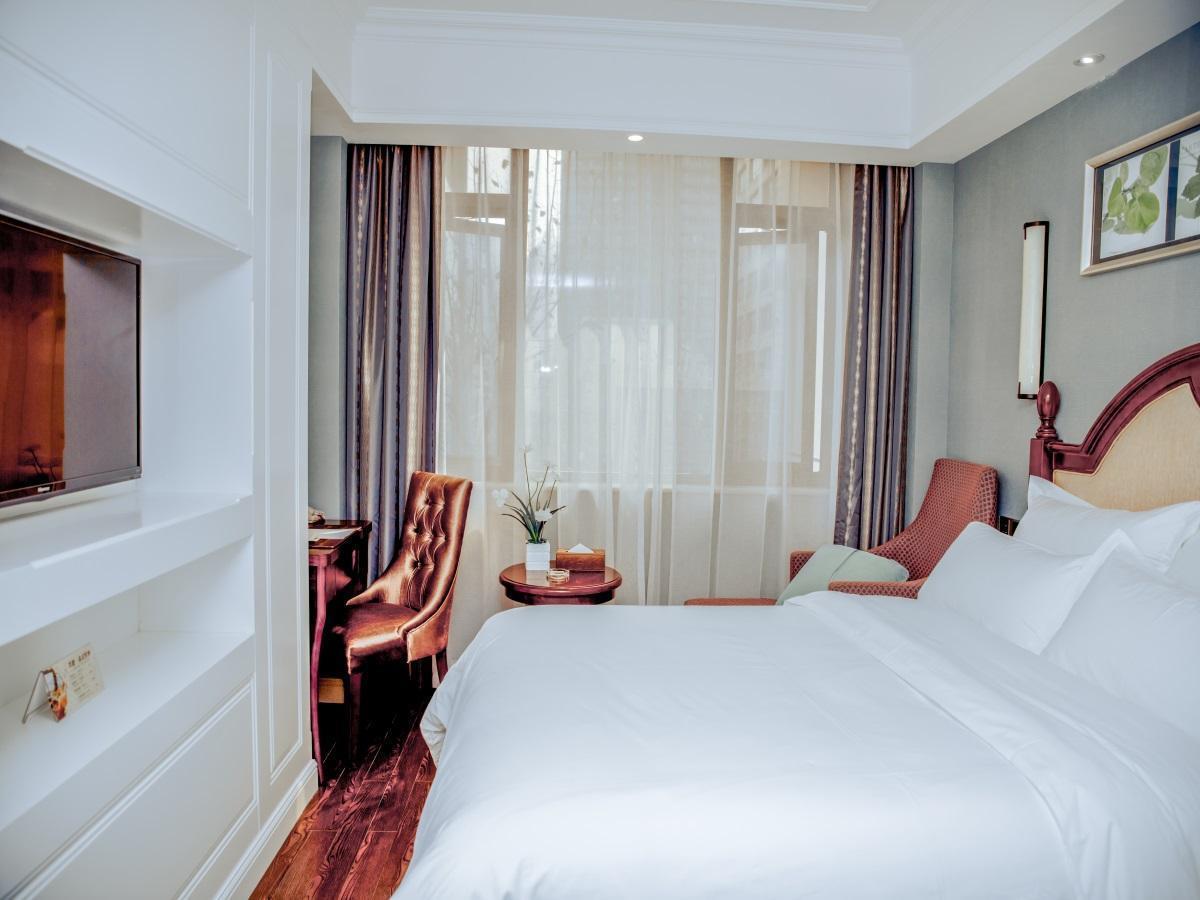 Chengdu Theme Hotel Esterno foto